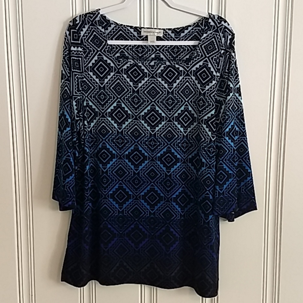 Christopher&Banks Ombre Geometric Top Large